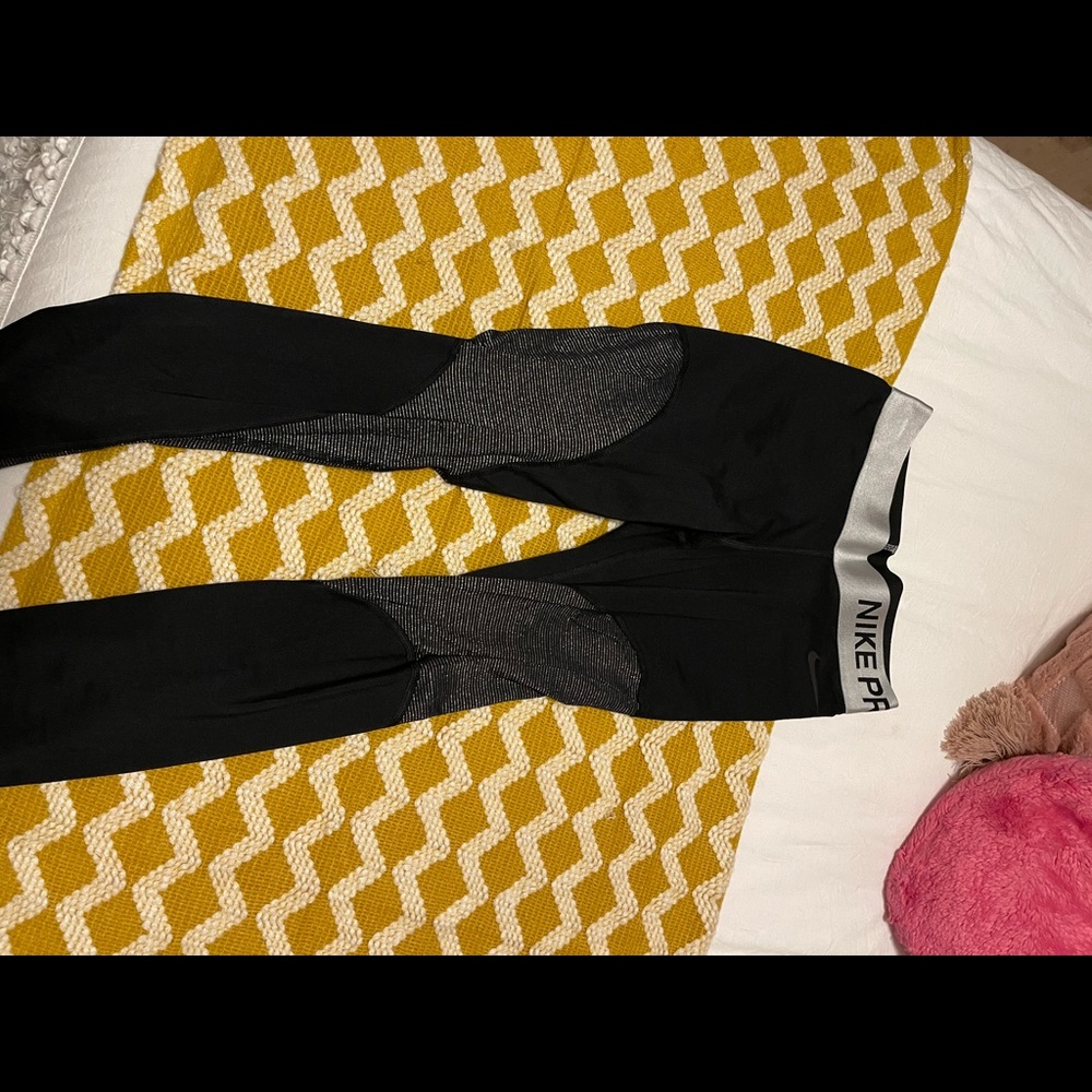 Nike pro leggings